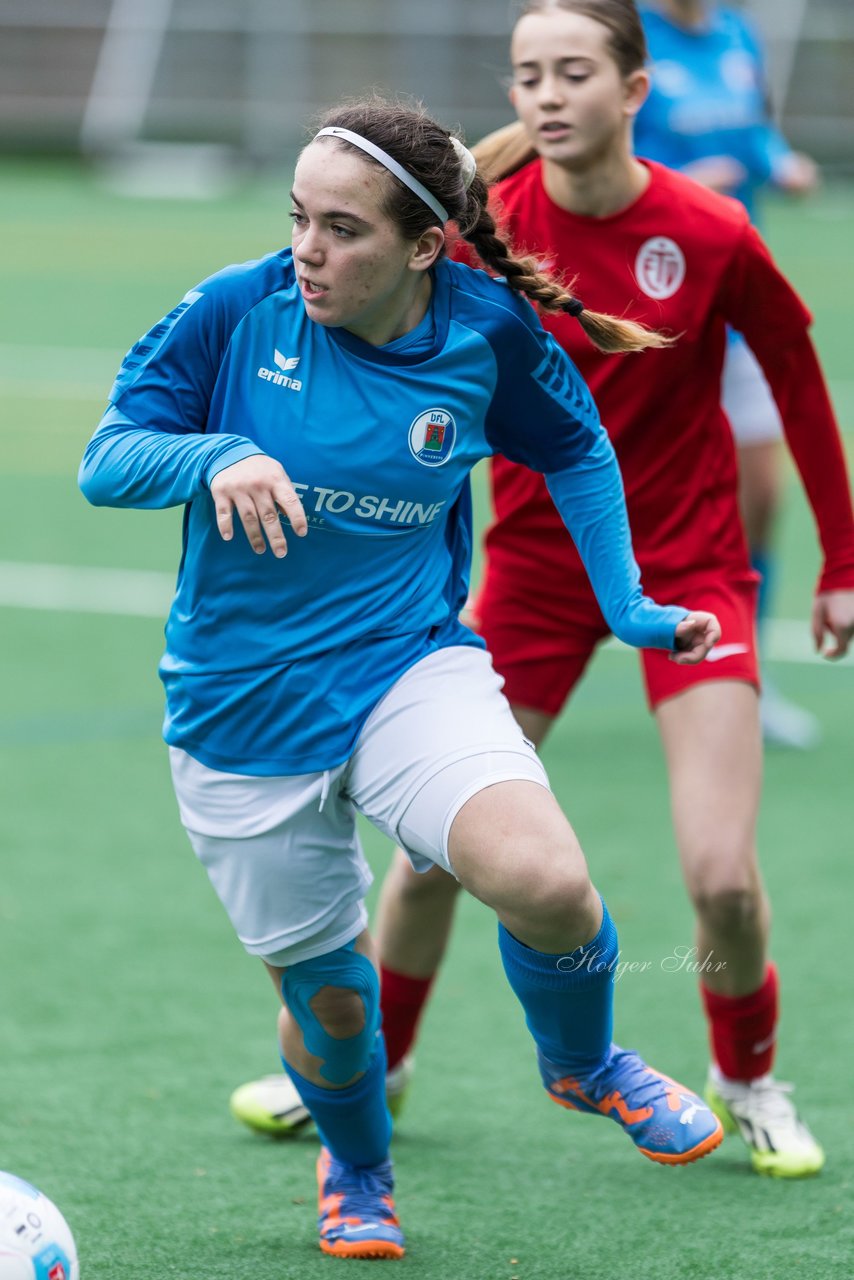 Bild 199 - wBJ VfL Pinneberg - Eimsbuettler TV2 : Ergebnis: 3:5